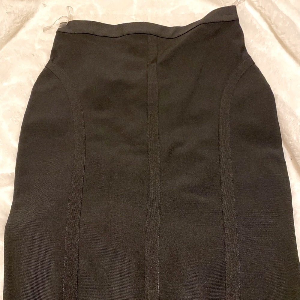 Black Body-con skirt from Akira